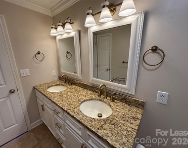 1332 Torrence Circle - Photo Thumbnail 16