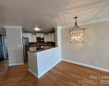 1332 Torrence Circle - Photo Thumbnail 12