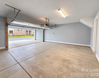 2322 Aria Park Drive - Photo Thumbnail 33