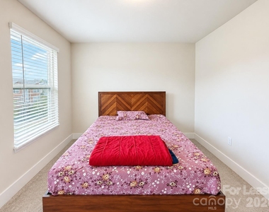 2322 Aria Park Drive - Photo Thumbnail 25