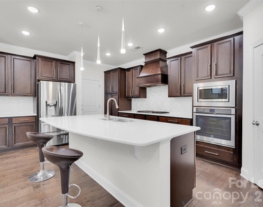 11715 Clems Branch Drive - Photo Thumbnail 5
