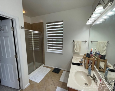 9709 Glenburn Lane - Photo Thumbnail 24