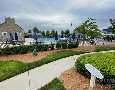 9709 Glenburn Lane - Photo Thumbnail 30