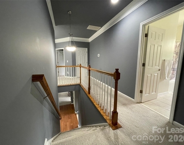 9709 Glenburn Lane - Photo Thumbnail 13
