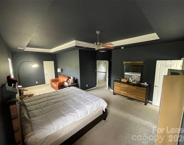 9709 Glenburn Lane - Photo Thumbnail 22