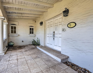 7500 W Treasure Drive - Photo Thumbnail 4