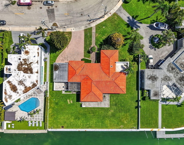 7500 W Treasure Drive - Photo Thumbnail 45