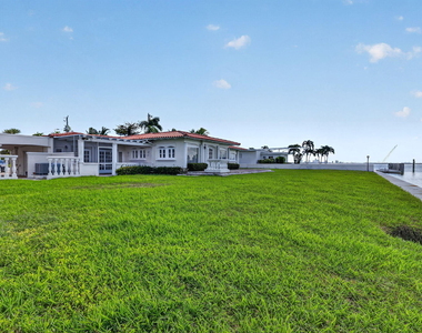 7500 W Treasure Drive - Photo Thumbnail 39