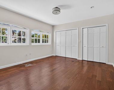 7500 W Treasure Drive - Photo Thumbnail 28