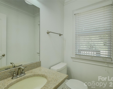 448 N Summit Avenue - Photo Thumbnail 27