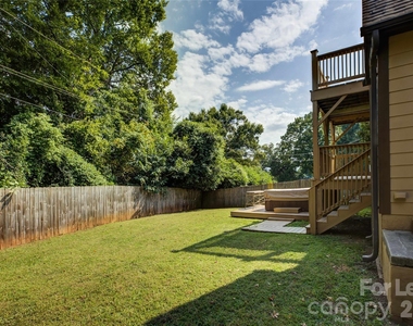 448 N Summit Avenue - Photo Thumbnail 45