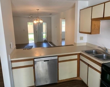 2169 Sw 80th Terrace - Photo Thumbnail 2