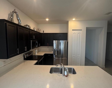 4474 Buena Tara Drive - Photo Thumbnail 2