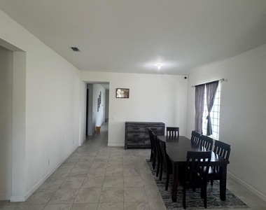 4474 Buena Tara Drive - Photo Thumbnail 5