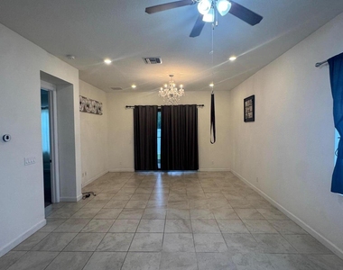 4474 Buena Tara Drive - Photo Thumbnail 4