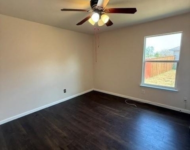 16909 Thorntree Court - Photo Thumbnail 20