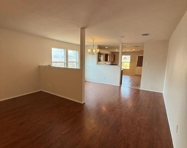 16909 Thorntree Court - Photo Thumbnail 3