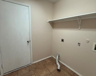 16909 Thorntree Court - Photo Thumbnail 25