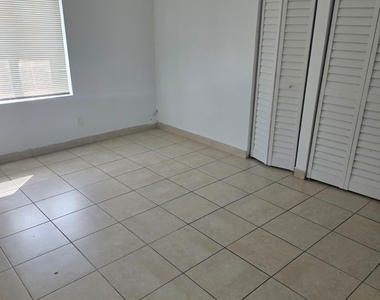 2524 Funston Street - Photo Thumbnail 17