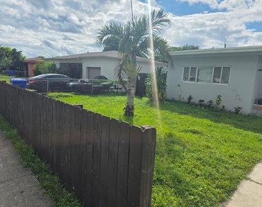 2524 Funston Street - Photo Thumbnail 13