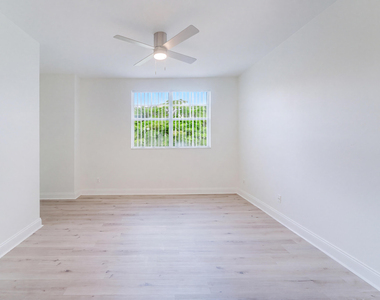 20889 Saint Andrews Boulevard - Photo Thumbnail 12