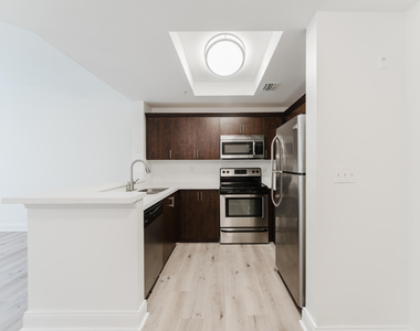 20889 Saint Andrews Boulevard - Photo Thumbnail 9