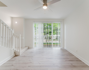 20889 Saint Andrews Boulevard - Photo Thumbnail 10