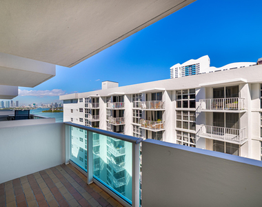 1200 West Avenue - Photo Thumbnail 4