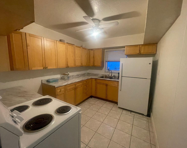 1727 Dewey Street - Photo Thumbnail 1