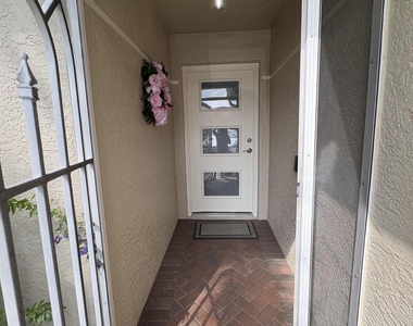 2175 Stonington Terrace - Photo Thumbnail 4