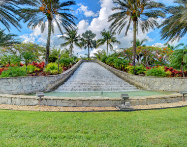 2175 Stonington Terrace - Photo Thumbnail 63