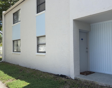 4220 Inverrary Boulevard - Photo Thumbnail 21