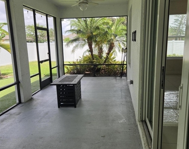 2902 Sw Savona Boulevard - Photo Thumbnail 5