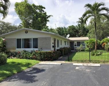 809 Ne 16th Street - Photo Thumbnail 19