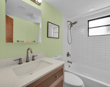 16747 95th Avenue N - Photo Thumbnail 11