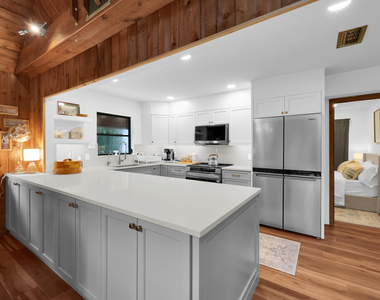 16747 95th Avenue N - Photo Thumbnail 8