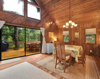 16747 95th Avenue N - Photo Thumbnail 5