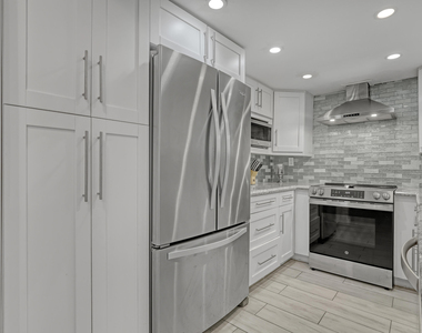 3215 S Ocean Boulevard - Photo Thumbnail 12