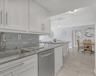 3215 S Ocean Boulevard - Photo Thumbnail 14