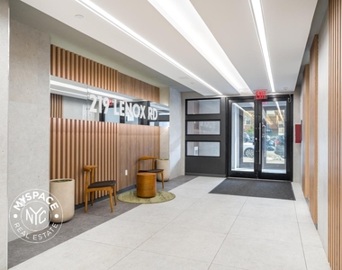 219 Lenox Road - Photo Thumbnail 9