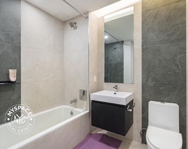 219 Lenox Road - Photo Thumbnail 8