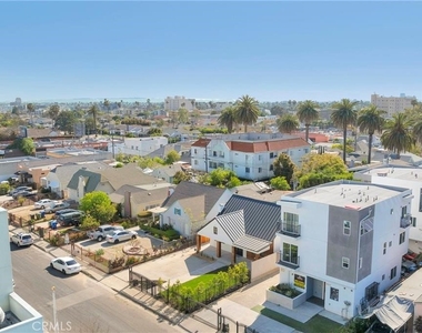 335 N Harvard - Photo Thumbnail 30