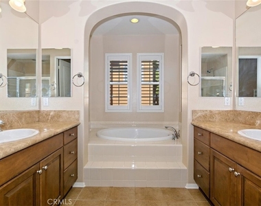 4031 Sierra Court - Photo Thumbnail 10