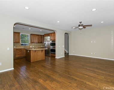 4031 Sierra Court - Photo Thumbnail 5