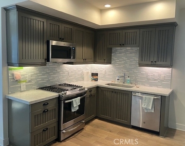 627 Deep Valley Drive - Photo Thumbnail 2