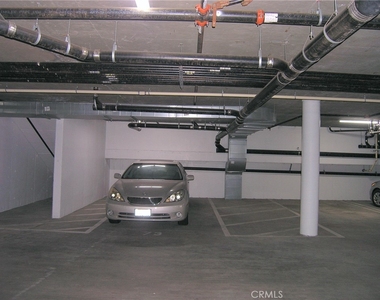 627 Deep Valley Drive - Photo Thumbnail 15