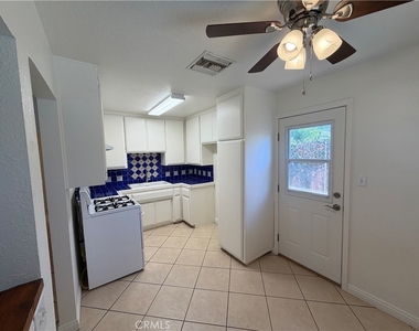 15475 Ethel Street - Photo Thumbnail 6