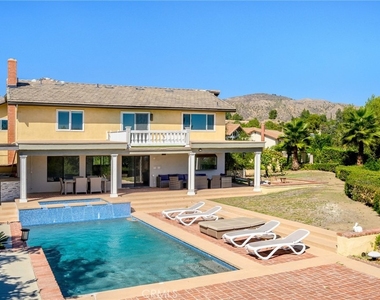 18536 Brymer Street - Photo Thumbnail 44