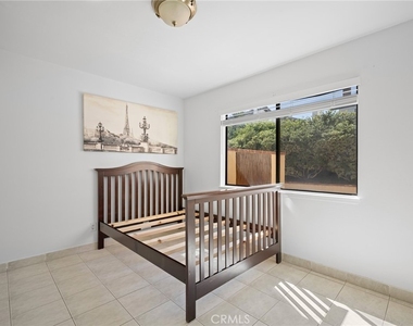 18536 Brymer Street - Photo Thumbnail 16