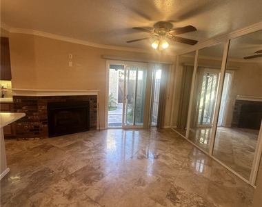 9942 Wentworth - Photo Thumbnail 22
